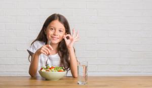 لماذا هو مهم للأطفال لتناول الطعام من قبل النظام