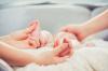 الحمل الخفي: كيف لا تعرفين حالتك قبل الولادة