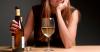ميزات، وجوانب ومراحل الإدمان على الكحول المرأة المعاصرة في