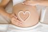 5 حقائق عن خطوط البطن الداكنة أثناء الحمل